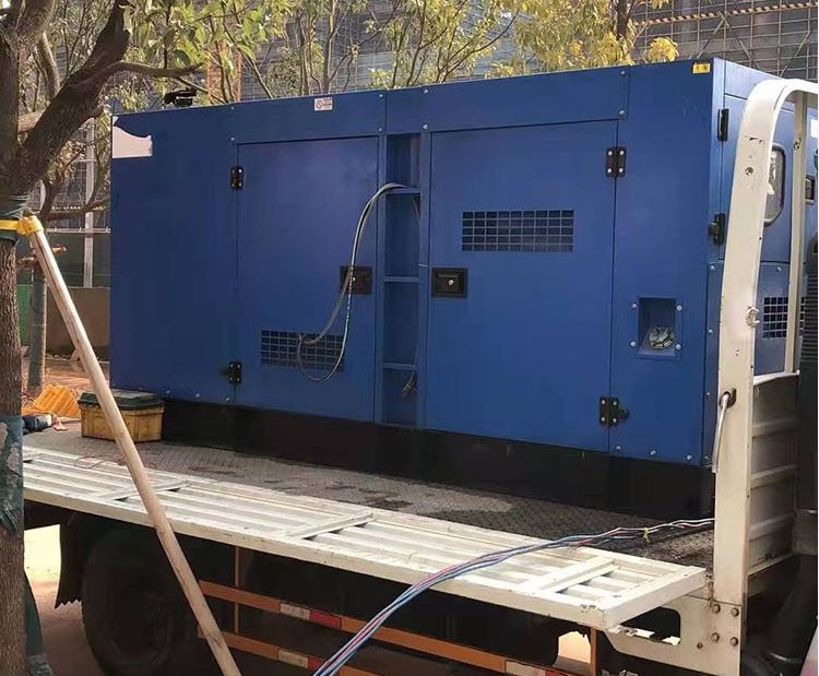 西乌珠穆沁柴油发电机组空气滤清器多久更换一次？