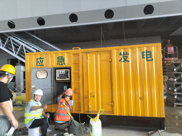 西乌珠穆沁怎样判断空气滤清器是否需要更换？