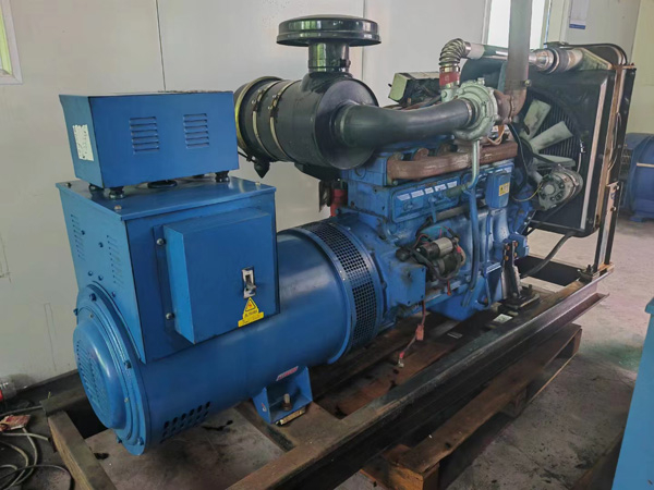 西乌珠穆沁100kW柴油发电机组使用多级机油有哪些优缺点？